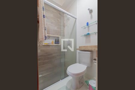 Banheiro de casa de condomínio à venda com 2 quartos, 65m² em Vila Ré, São Paulo