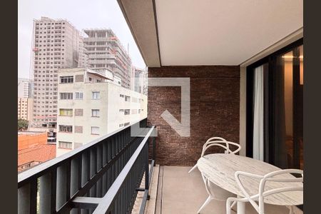 Varanda de kitnet/studio à venda com 1 quarto, 32m² em Moema, São Paulo