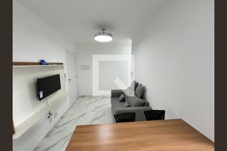 Sala/Cozinha de apartamento para alugar com 1 quarto, 30m² em Parque Peruche, São Paulo
