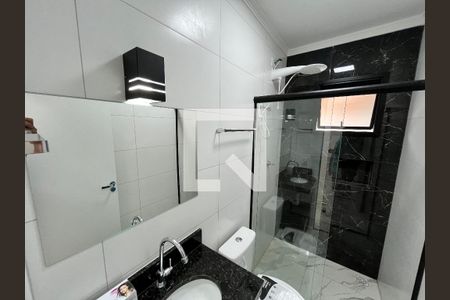 Banheiro de apartamento para alugar com 1 quarto, 30m² em Parque Peruche, São Paulo