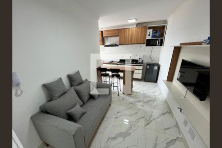 Sala/Cozinha de apartamento para alugar com 1 quarto, 30m² em Parque Peruche, São Paulo