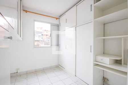 Quarto 2 de apartamento para alugar com 2 quartos, 55m² em Vl Ayrosa, Osasco
