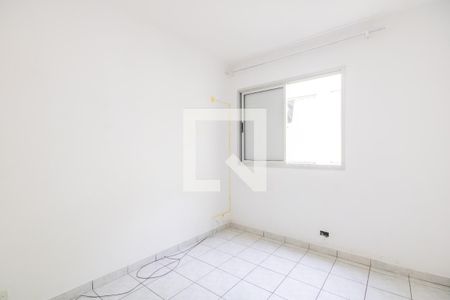 Quarto 1 de apartamento para alugar com 2 quartos, 55m² em Vl Ayrosa, Osasco