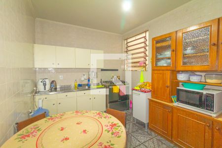Cozinha de casa à venda com 4 quartos, 330m² em Niterói, Canoas