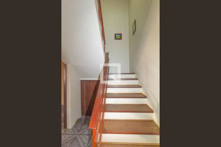 Escada de casa à venda com 4 quartos, 330m² em Niterói, Canoas