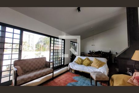 Sala de casa à venda com 3 quartos, 212m² em Jardim Lumen Christi, Campinas