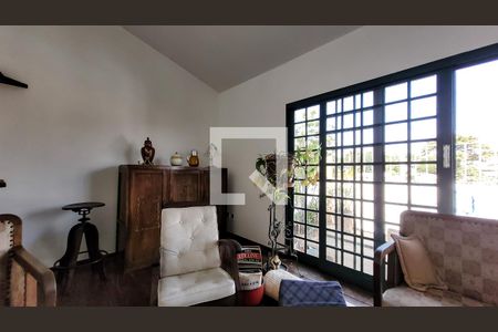 Sala de casa à venda com 3 quartos, 212m² em Jardim Lumen Christi, Campinas