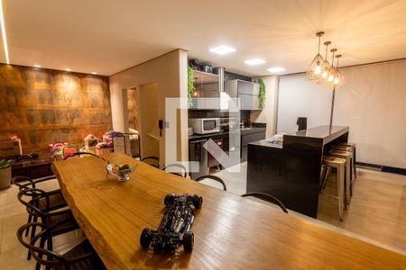 Apartamento à venda com 4 quartos, 260m² em Castelo, Belo Horizonte