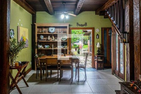 Casa à venda com 7 quartos, 966m² em Vargem Grande, Rio de Janeiro