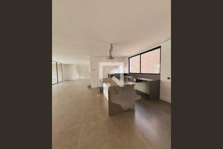 Casa à venda com 4 quartos, 310m² em Recreio dos Bandeirantes, Rio de Janeiro