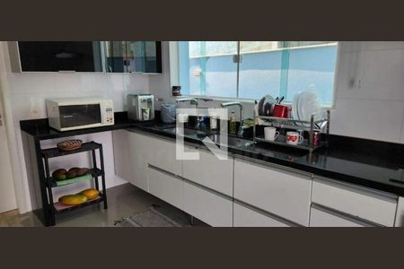 Casa à venda com 3 quartos, 290m² em Recreio dos Bandeirantes, Rio de Janeiro