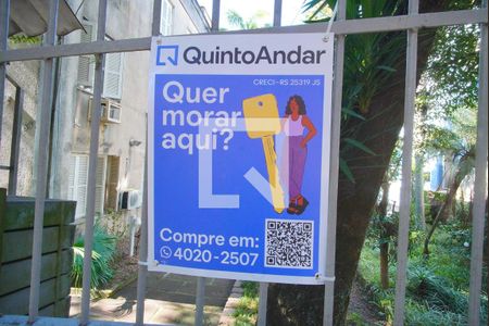 Placa na Fachada de apartamento à venda com 3 quartos, 77m² em Sarandi, Porto Alegre