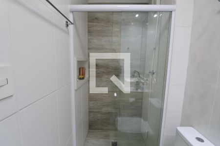 Banheiro Suíte de apartamento para alugar com 2 quartos, 67m² em Loteamento Joao Batista Juliao, Guarujá