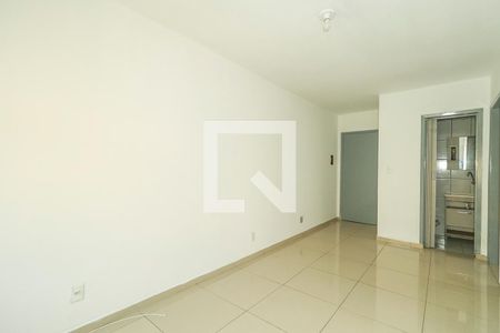 Sala de apartamento para alugar com 1 quarto, 39m² em Passo D’areia, Porto Alegre