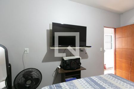 Quarto de casa à venda com 2 quartos, 180m² em Conjunto Habitacional A. E. Carvalho, São Paulo