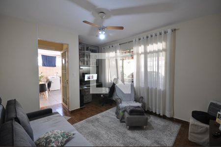 Sala de casa à venda com 2 quartos, 184m² em Vila Medeiros, São Paulo