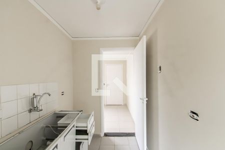 Cozinha de apartamento para alugar com 2 quartos, 51m² em Jardim Maringa, São Paulo