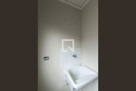 Área de Serviço de apartamento para alugar com 2 quartos, 51m² em Jardim Maringa, São Paulo