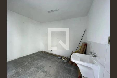 Casa à venda com 5 quartos, 250m² em Mirandópolis, São Paulo