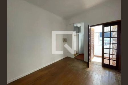 Casa à venda com 5 quartos, 250m² em Mirandópolis, São Paulo