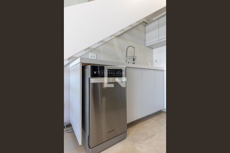 Cozinha de apartamento para alugar com 1 quarto, 87m² em Itaim Bibi, São Paulo
