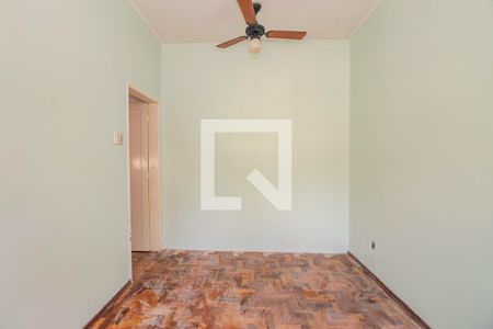 Quarto 1 de casa para alugar com 4 quartos, 150m² em São João, Porto Alegre