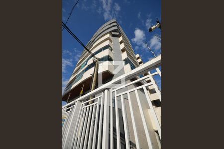 Fachada do bloco de apartamento à venda com 2 quartos, 114m² em Vila Valqueire, Rio de Janeiro