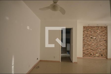 Sala de apartamento à venda com 2 quartos, 75m² em Vila Valqueire, Rio de Janeiro