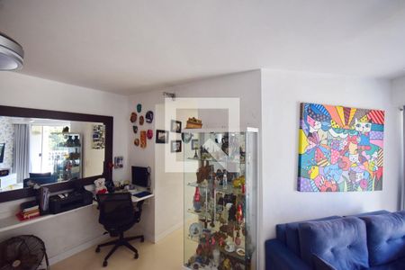 Sala de apartamento à venda com 2 quartos, 78m² em Barra da Tijuca, Rio de Janeiro