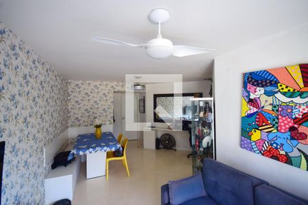 Sala de apartamento à venda com 2 quartos, 78m² em Barra da Tijuca, Rio de Janeiro