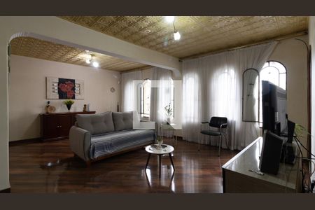 Sala de casa à venda com 3 quartos, 174m² em Vila Nhocuné, São Paulo