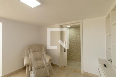 Sala de TV de apartamento à venda com 3 quartos, 194m² em Água Verde, Curitiba
