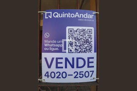 Plaquinha de apartamento à venda com 3 quartos, 112m² em Santa Cecília, Porto Alegre