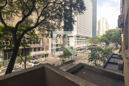 Sacada da Sala de apartamento à venda com 1 quarto, 69m² em República, São Paulo