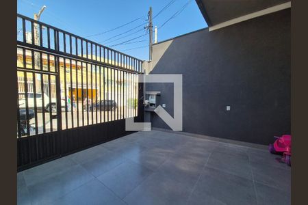 Garagem de casa à venda com 3 quartos, 210m² em Vila Scarpelli, Santo André