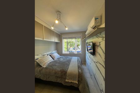 Quarto 1 de apartamento à venda com 2 quartos, 81m² em Santo Antônio, Porto Alegre