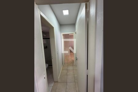 Corredor de apartamento à venda com 2 quartos, 81m² em Santo Antônio, Porto Alegre