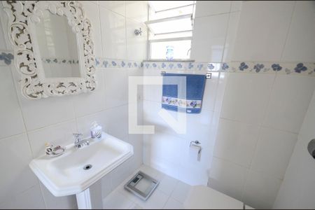 Lavabo de apartamento à venda com 3 quartos, 128m² em Tijuca, Rio de Janeiro