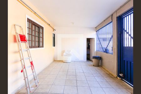 Garagem de casa para alugar com 5 quartos, 362m² em Rio Pequeno, São Paulo