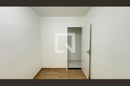 Quarto de apartamento à venda com 2 quartos, 55m² em Campestre, Santo André