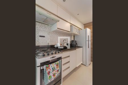 Cozinha de apartamento à venda com 2 quartos, 68m² em Jardim Lindóia, Porto Alegre