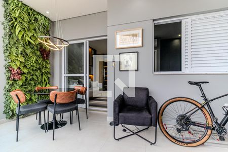 Varanda de apartamento à venda com 1 quarto, 50m² em Santa Ifigênia, São Paulo