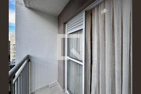 Sacada da Sala de apartamento para alugar com 1 quarto, 29m² em Jardim Caravelas, São Paulo