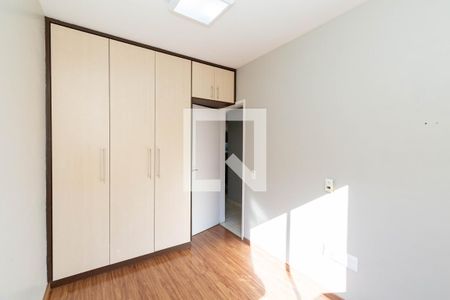 Quarto 2 de apartamento para alugar com 2 quartos, 67m² em Estoril, Belo Horizonte