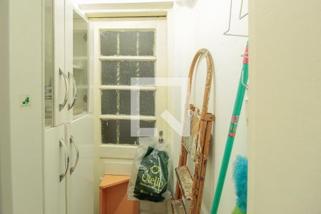 Área de Serviço de apartamento para alugar com 2 quartos, 56m² em Rio Branco, Porto Alegre