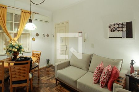 Sala de apartamento para alugar com 2 quartos, 56m² em Rio Branco, Porto Alegre