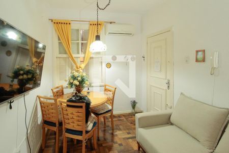 Sala de apartamento para alugar com 2 quartos, 56m² em Rio Branco, Porto Alegre