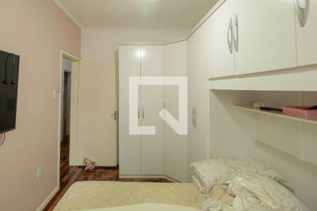 Quarto 1 de apartamento para alugar com 2 quartos, 56m² em Rio Branco, Porto Alegre