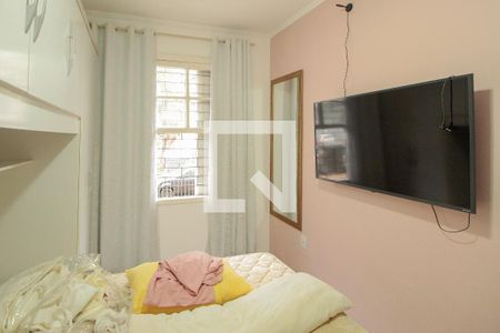 Quarto 1 de apartamento para alugar com 2 quartos, 56m² em Rio Branco, Porto Alegre