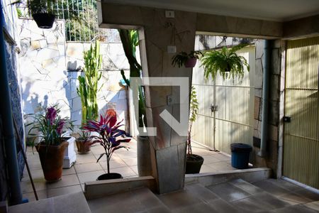 Garagem de casa à venda com 3 quartos, 220m² em Planalto Paulista, São Paulo